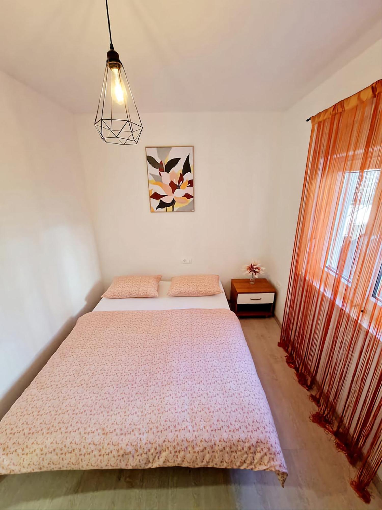 2 Bedroom Apartment Ljubica Sinj Esterno foto