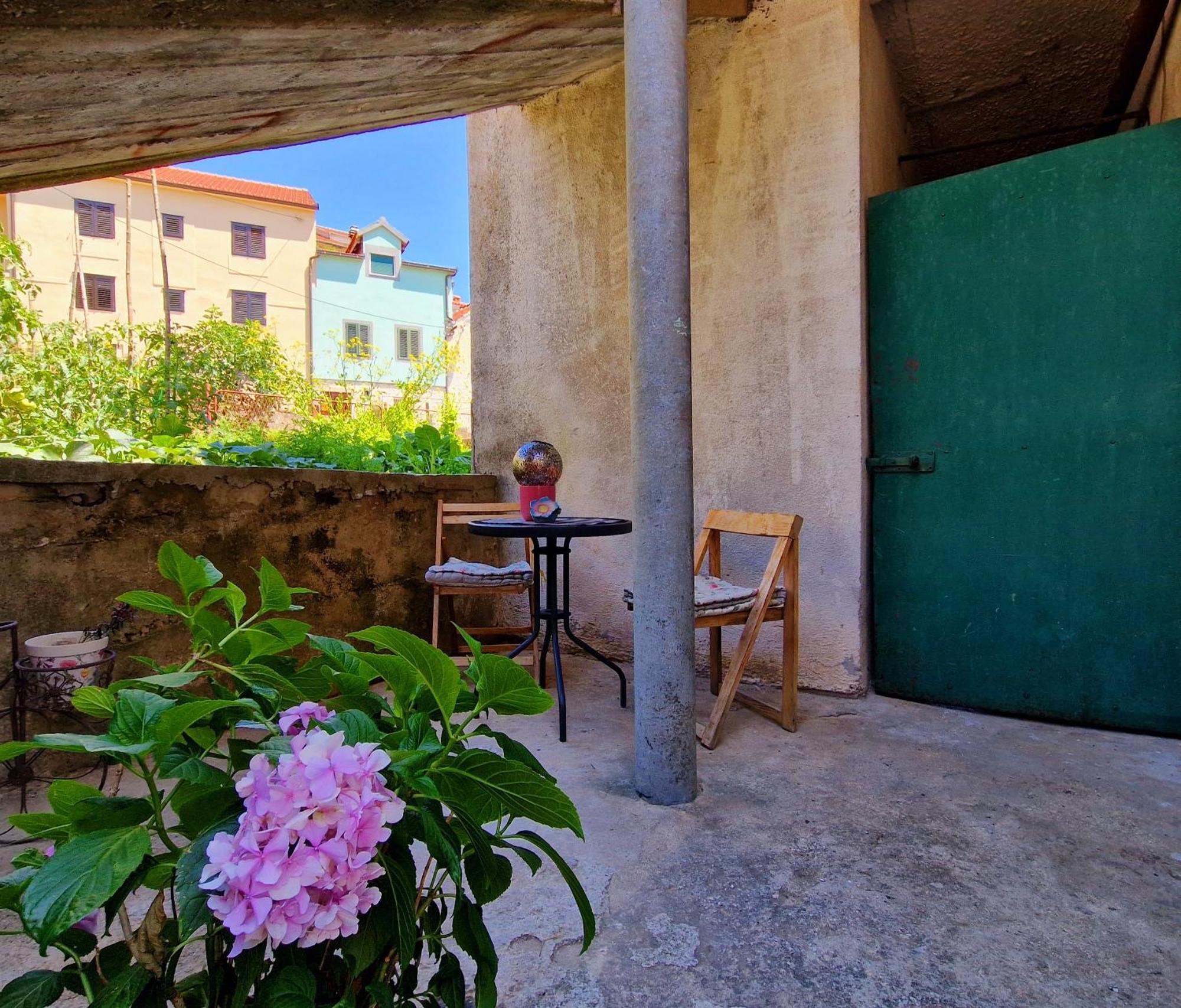 2 Bedroom Apartment Ljubica Sinj Esterno foto